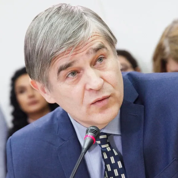 Володимир Лупацій